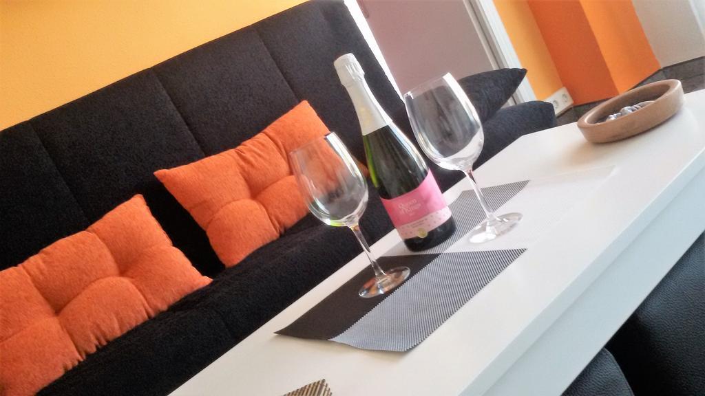 Apartamento El Mirlo Blanco ビリェーナ エクステリア 写真